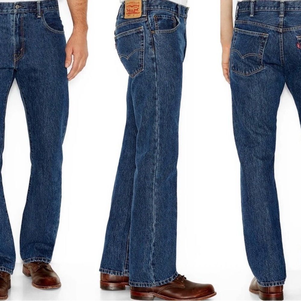Levi's Men's Bootcut Jeans in Medium Blue Denim W40L34